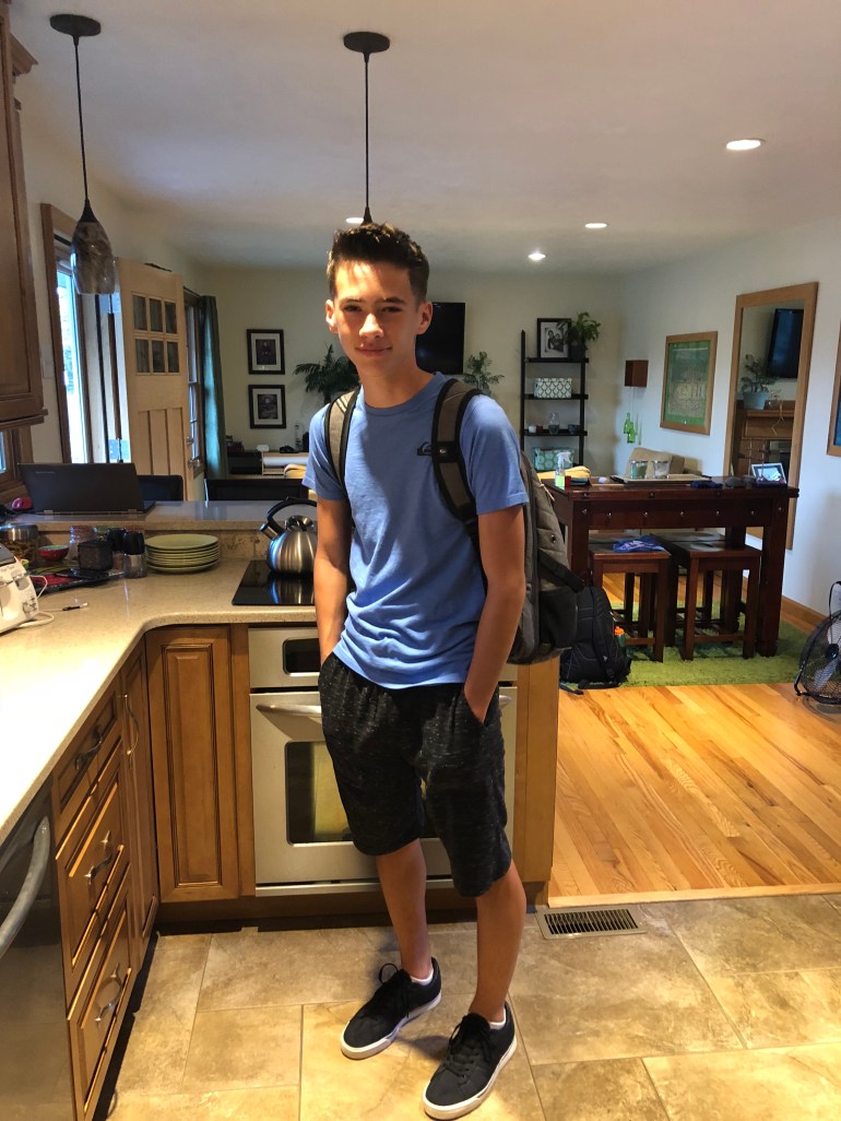 9AC5E463-46A5-4DC2-8950-A46077D6177E