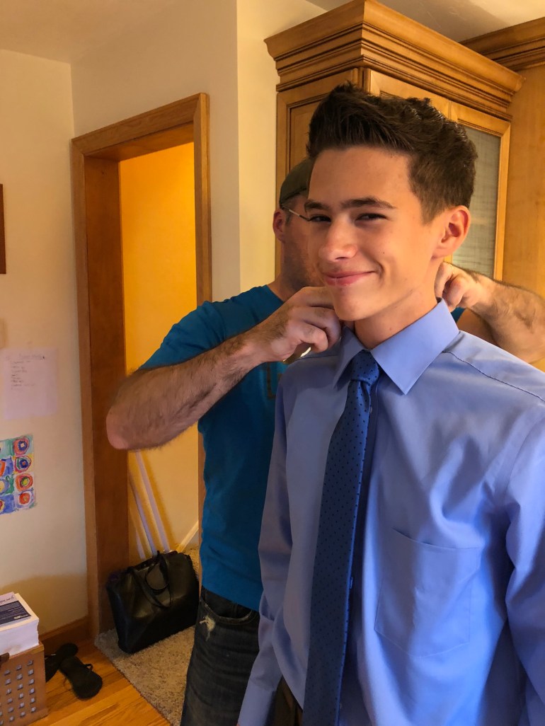 2FC799CF-F62C-43B5-A9C1-4A2B18644DF8